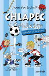 Chlapec v kopačkách - Kopačky vs. hokejky Chlapec v kopačkách - Kopačky vs. hokejky